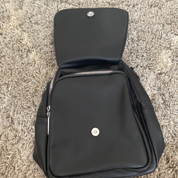 Black mini backpack - Picture 3 of 5